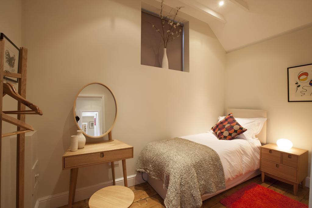 Pewsey Centre Village 2 Bedroom Cottage - The Byre מראה חיצוני תמונה