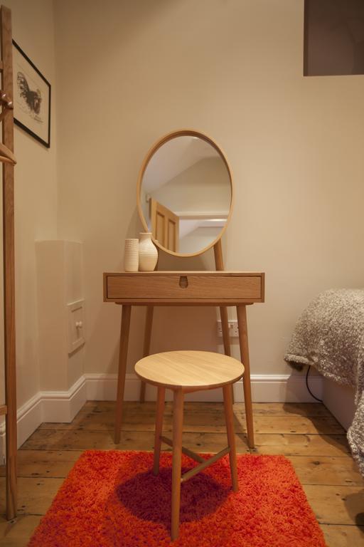 Pewsey Centre Village 2 Bedroom Cottage - The Byre מראה חיצוני תמונה